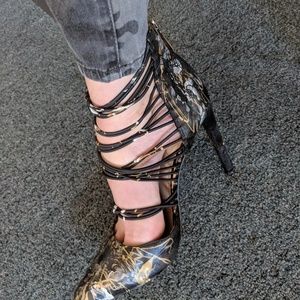 BCBG Hand painted heels